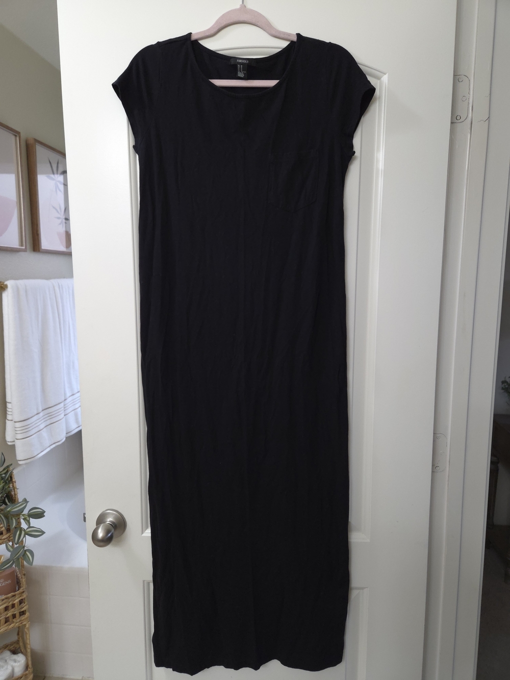 Forever 21 Black Maxi T-Shirt Dress with Pocket